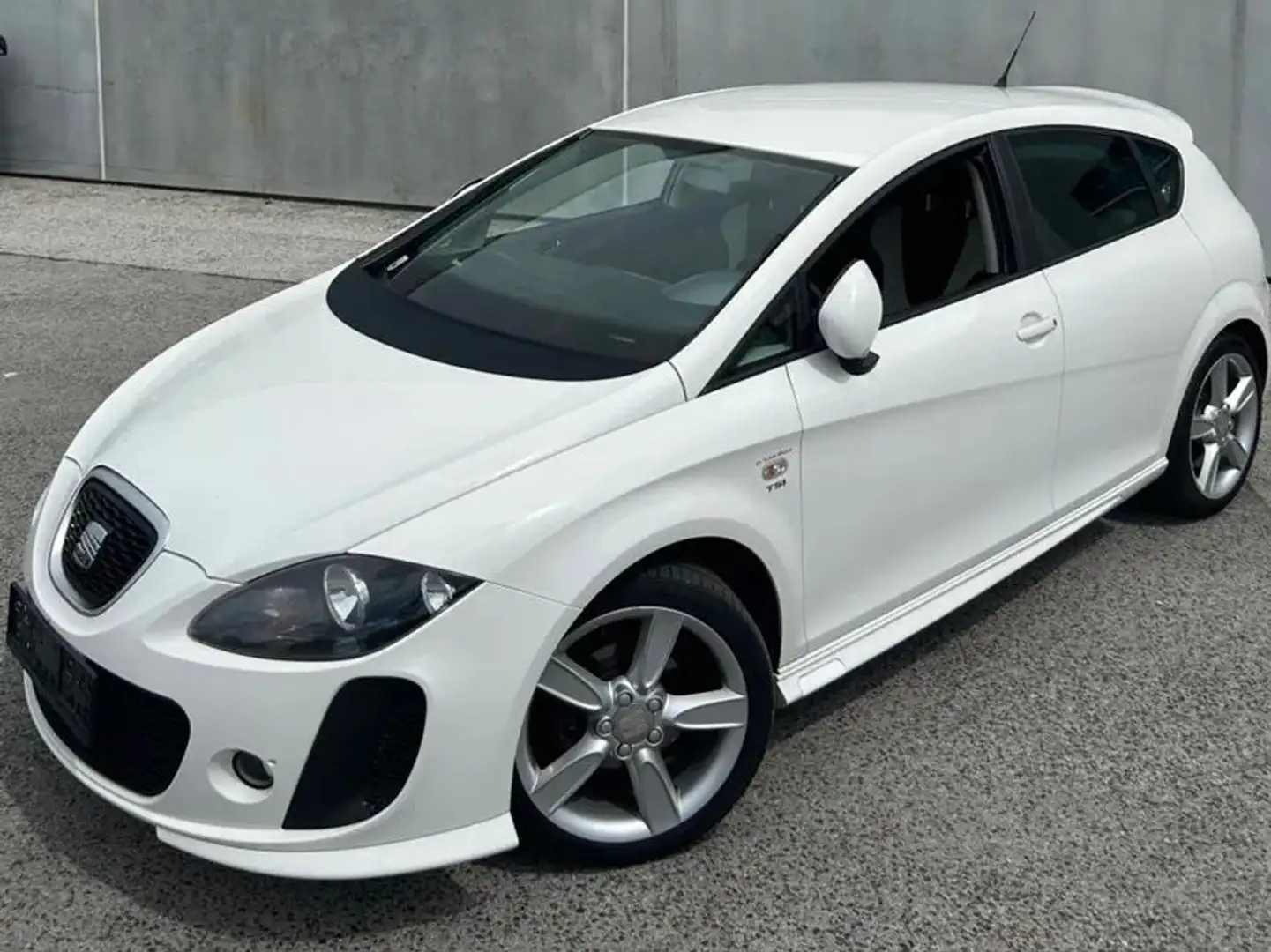 SEAT Leon Leon GT 1,2 TSI GT Weiß - 1