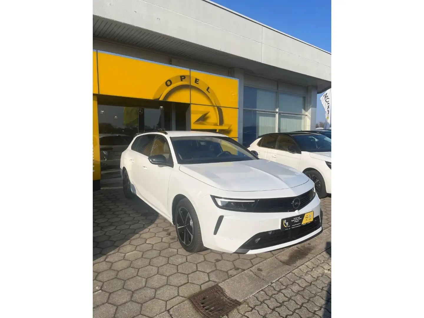 opel tour