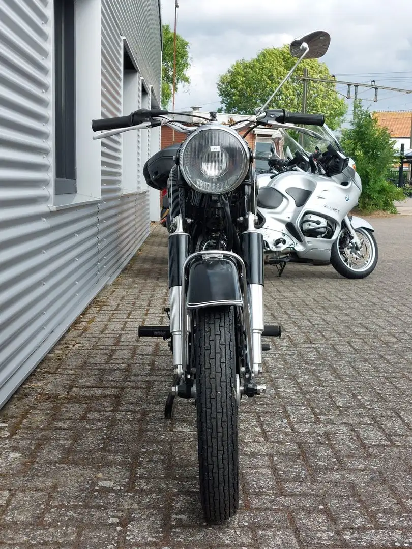 BMW R 26 Negro - 2