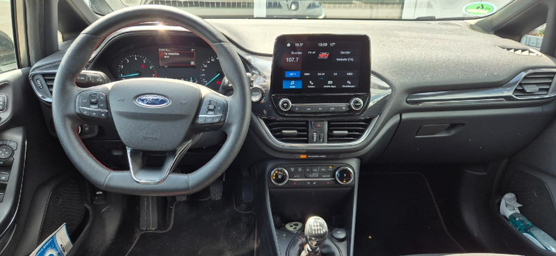Ford Fiesta ST-Line — photo 4