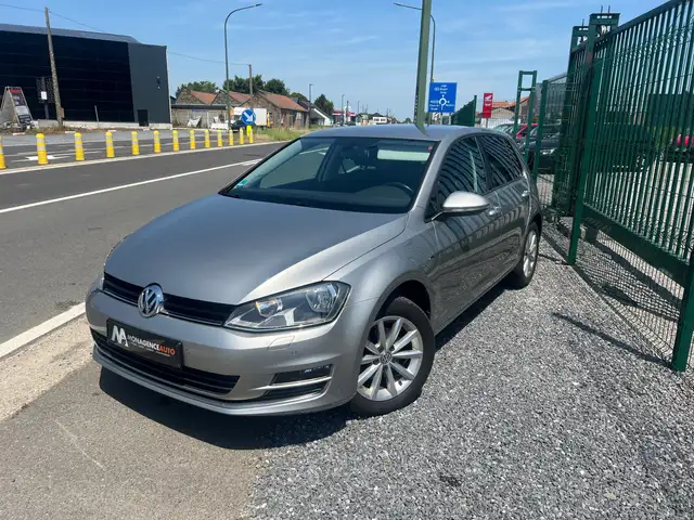 Volkswagen Golf - Lounge -