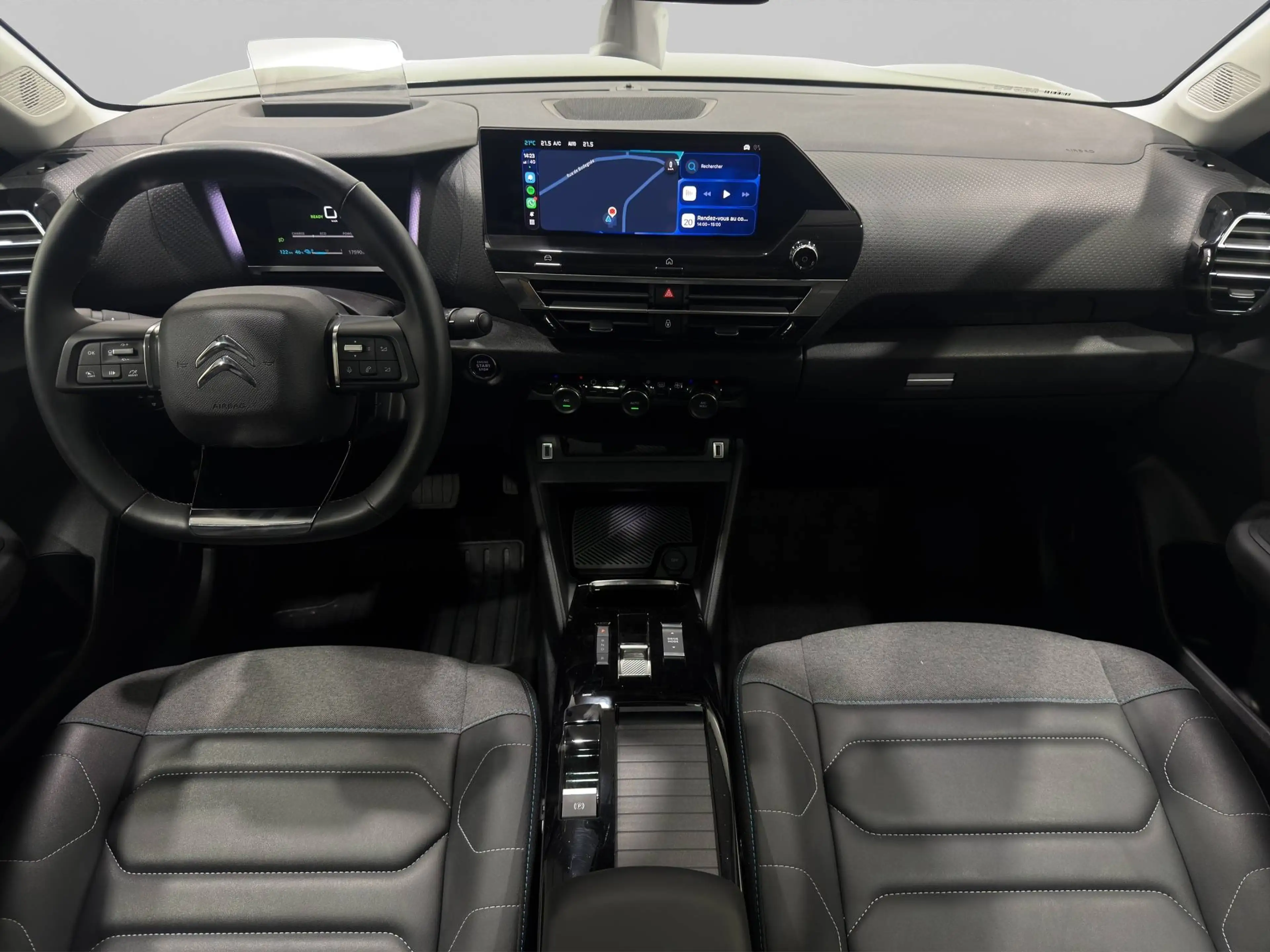 Citroen E-C4 Electric SHINE ***SUNROOF*APPLE CARPLAY & ANDROID AUTO*HEAD UP DISPLAY*** — photo 7