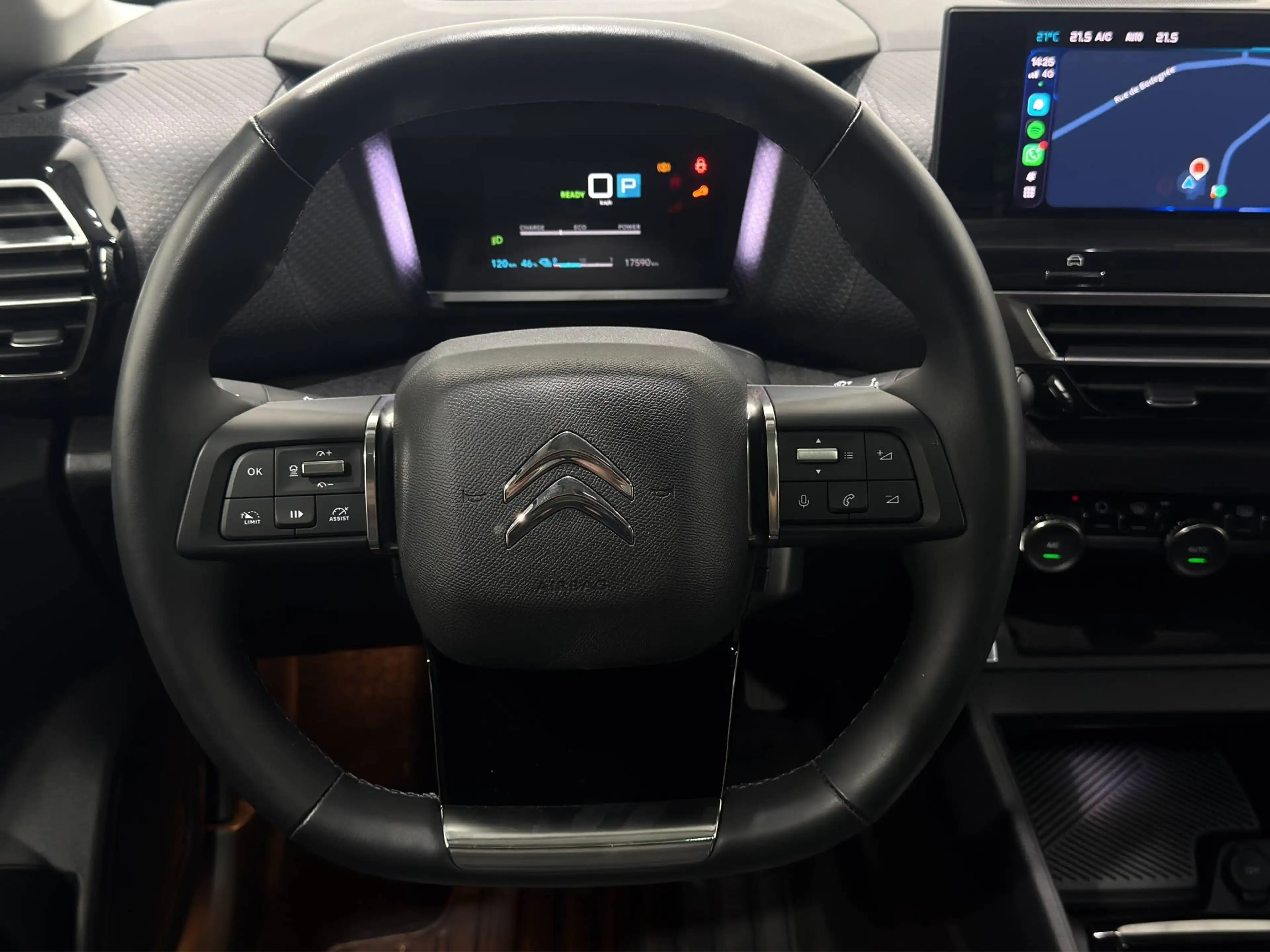 Citroen E-C4 Electric SHINE ***SUNROOF*APPLE CARPLAY & ANDROID AUTO*HEAD UP DISPLAY*** — photo 13