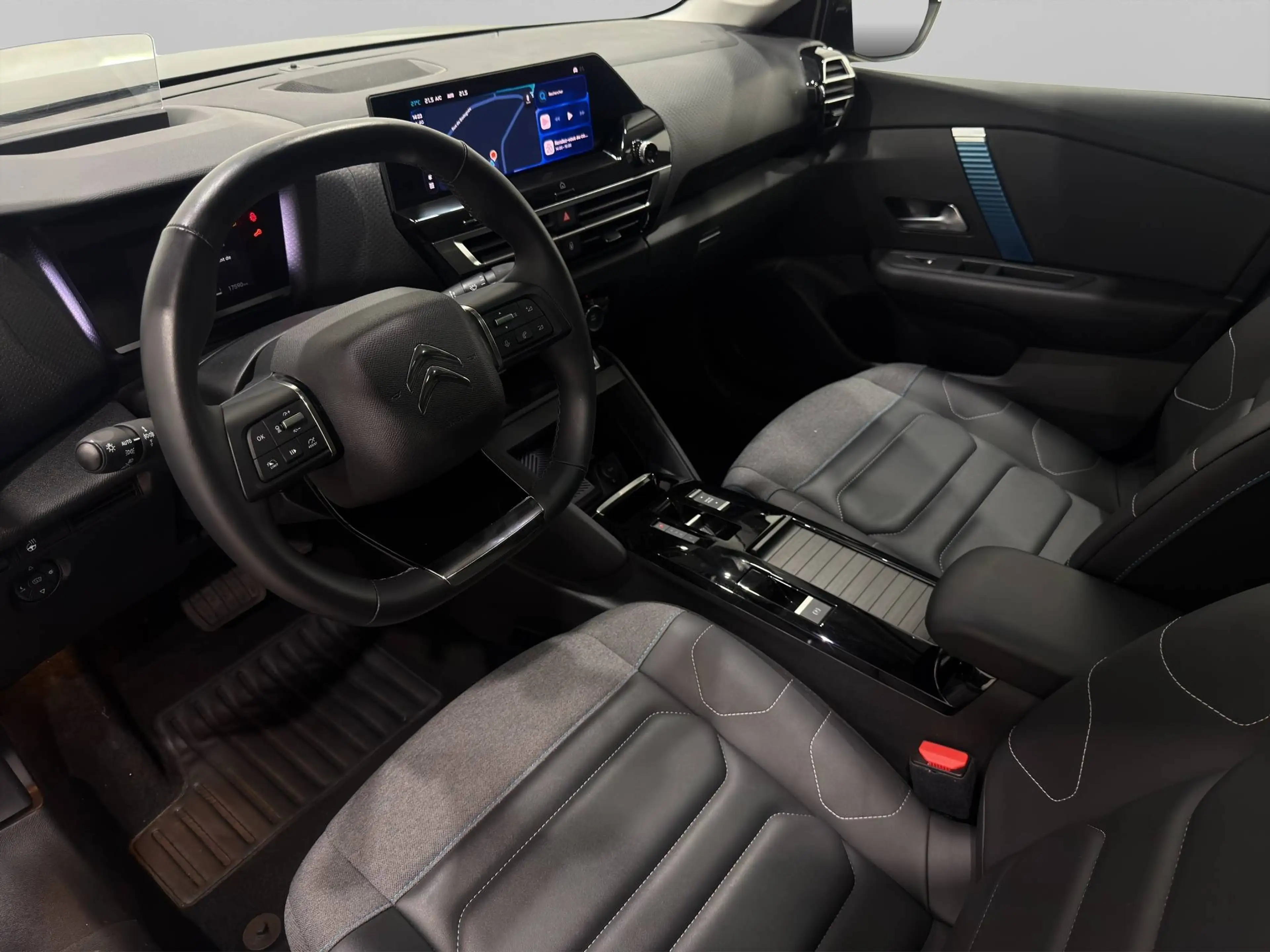 Citroen E-C4 Electric SHINE ***SUNROOF*APPLE CARPLAY & ANDROID AUTO*HEAD UP DISPLAY*** — photo 8