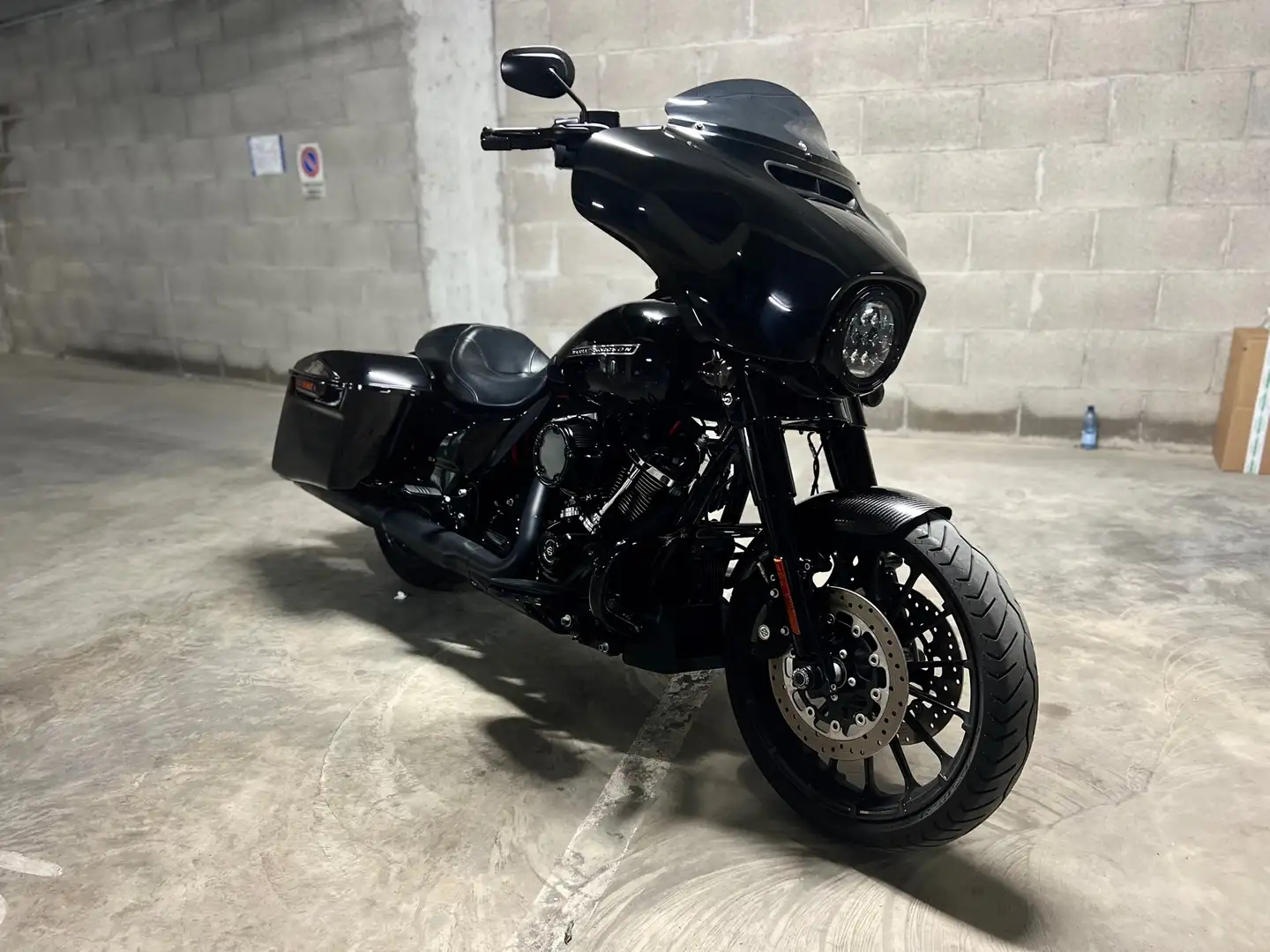 Harley-Davidson Street Glide special black 114 Nero - 1