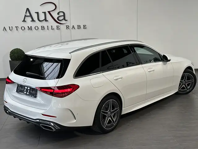 Mercedes-Benz C-Class view 5