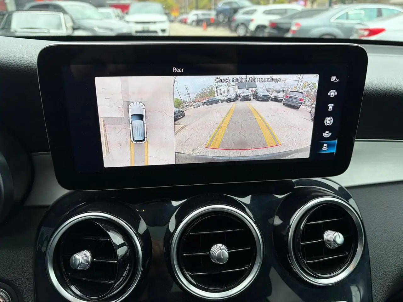 Mercedes-Benz GLC снимка Mercedes-Benz GLC