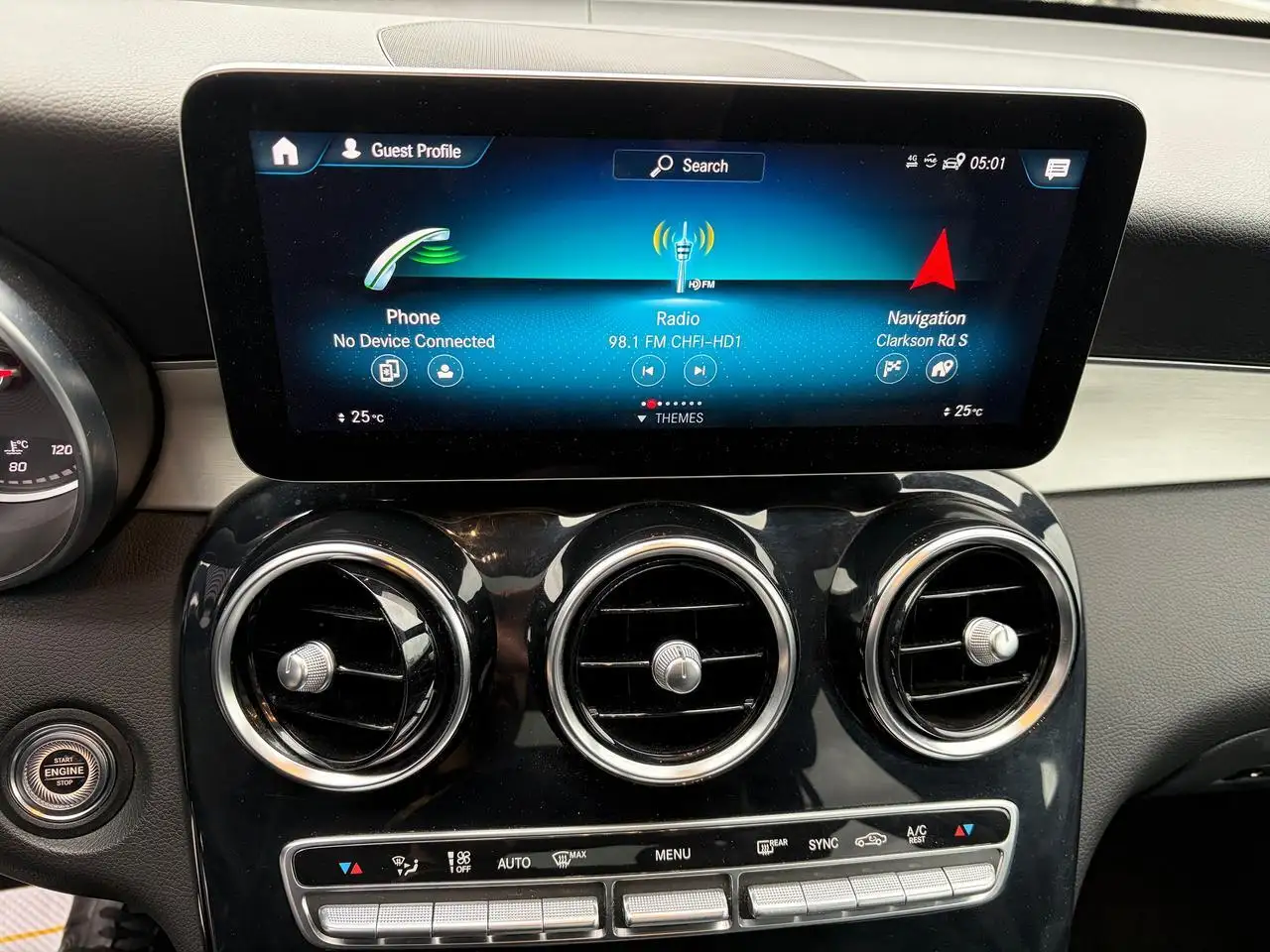 Mercedes-Benz GLC снимка Mercedes-Benz GLC