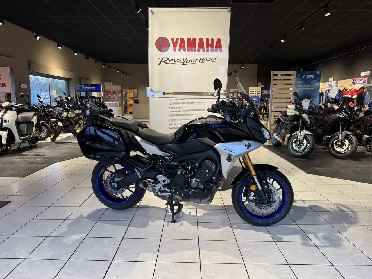 Yamaha Tracer 900