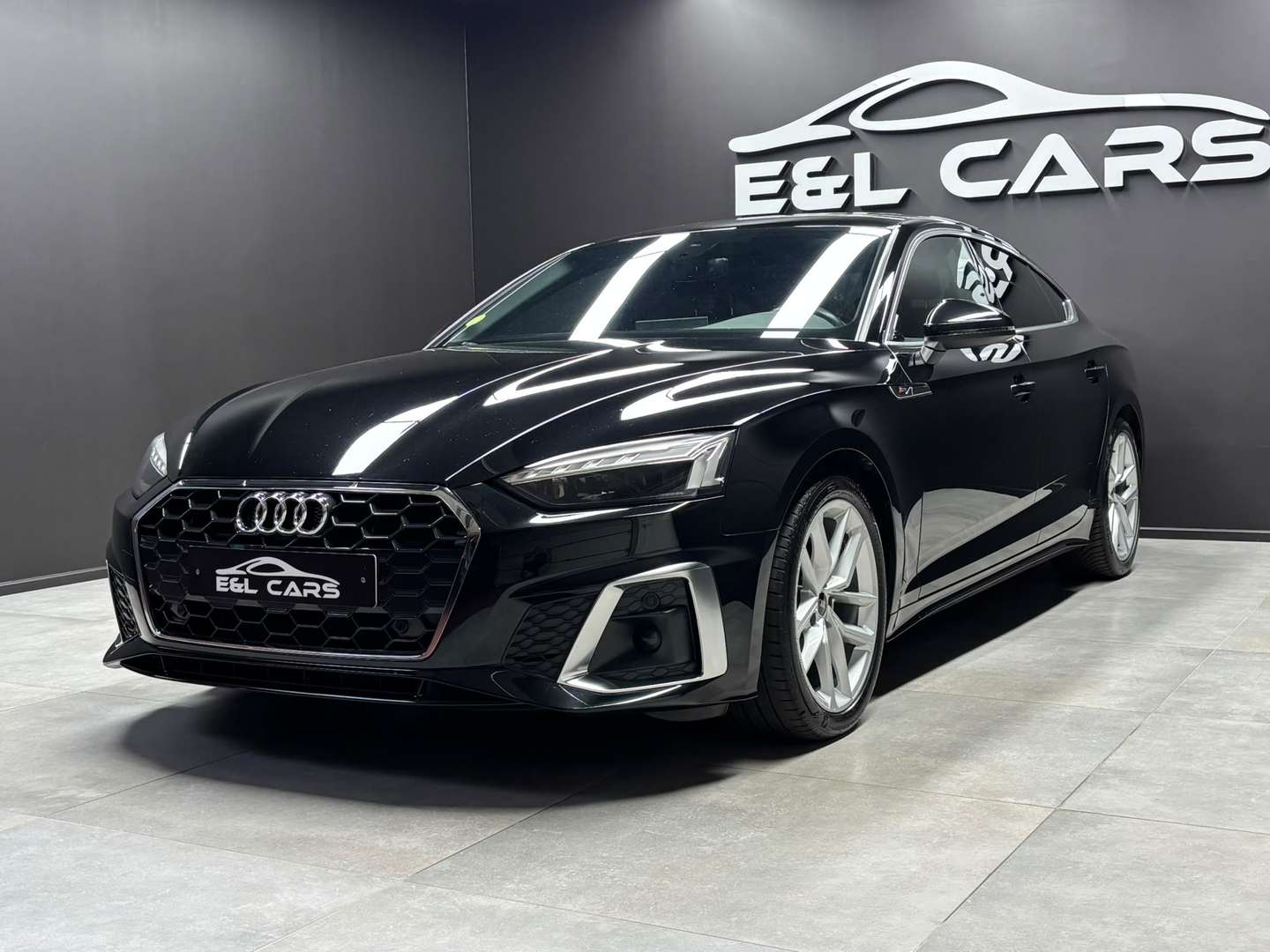 Audi A5 nuo 478 €/ mėn Dyzelinas 2023m. Sedanas Automatinė