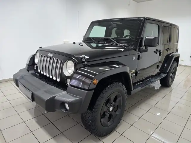 Jeep Wrangler Unlimited Sahara 3.6 Dual-Top