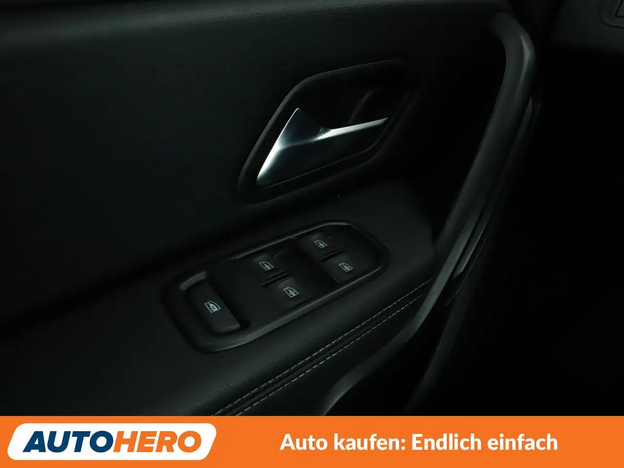 Dacia Duster 1.3 TCe Prestige Aut.*NAVI*CAM*SHZ*TEMPO*ALU* 25
