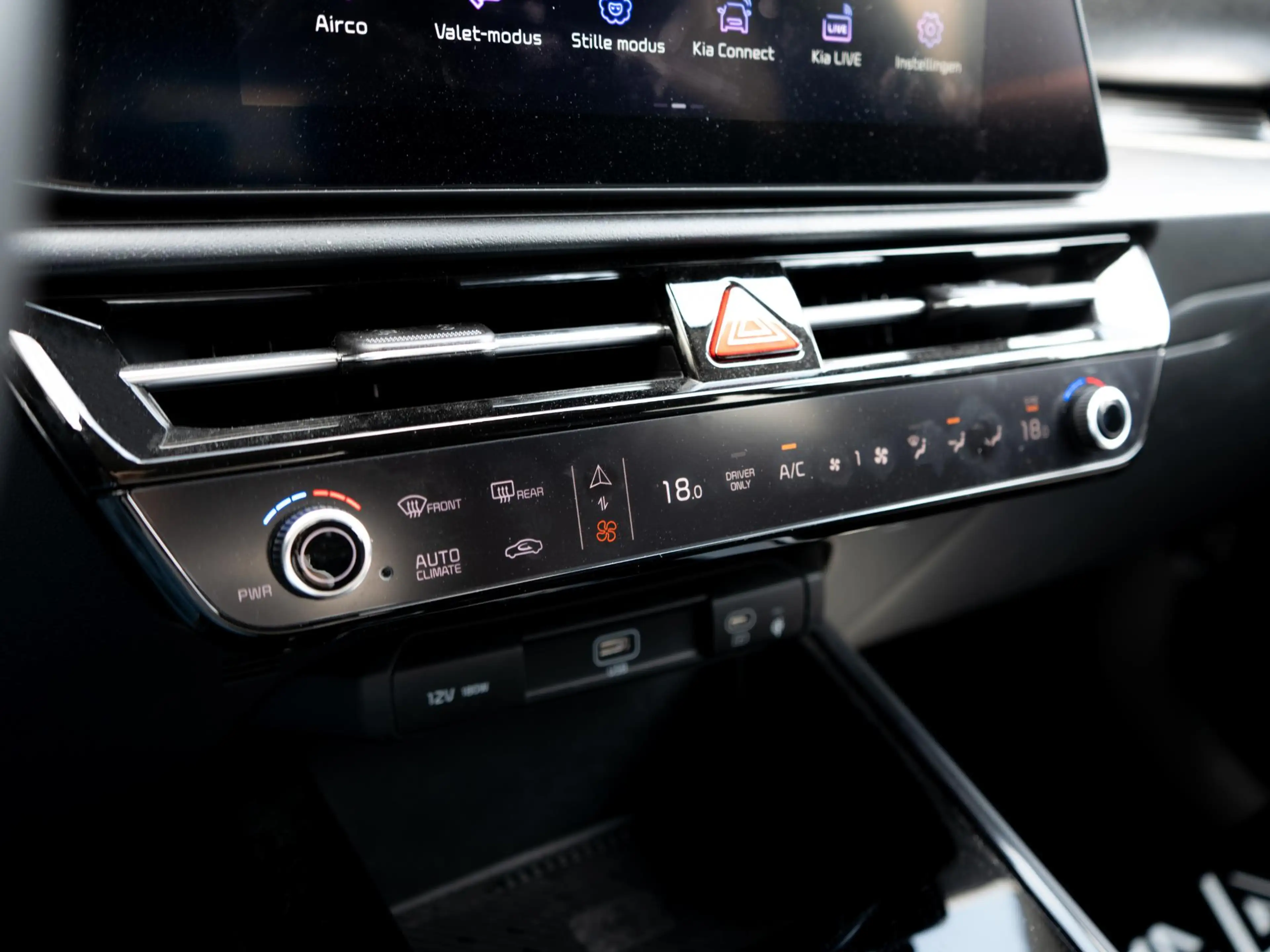 Kia e-Niro EV Edition Advanced 64.8 kWh | Stoel en stuurverwa — photo 13