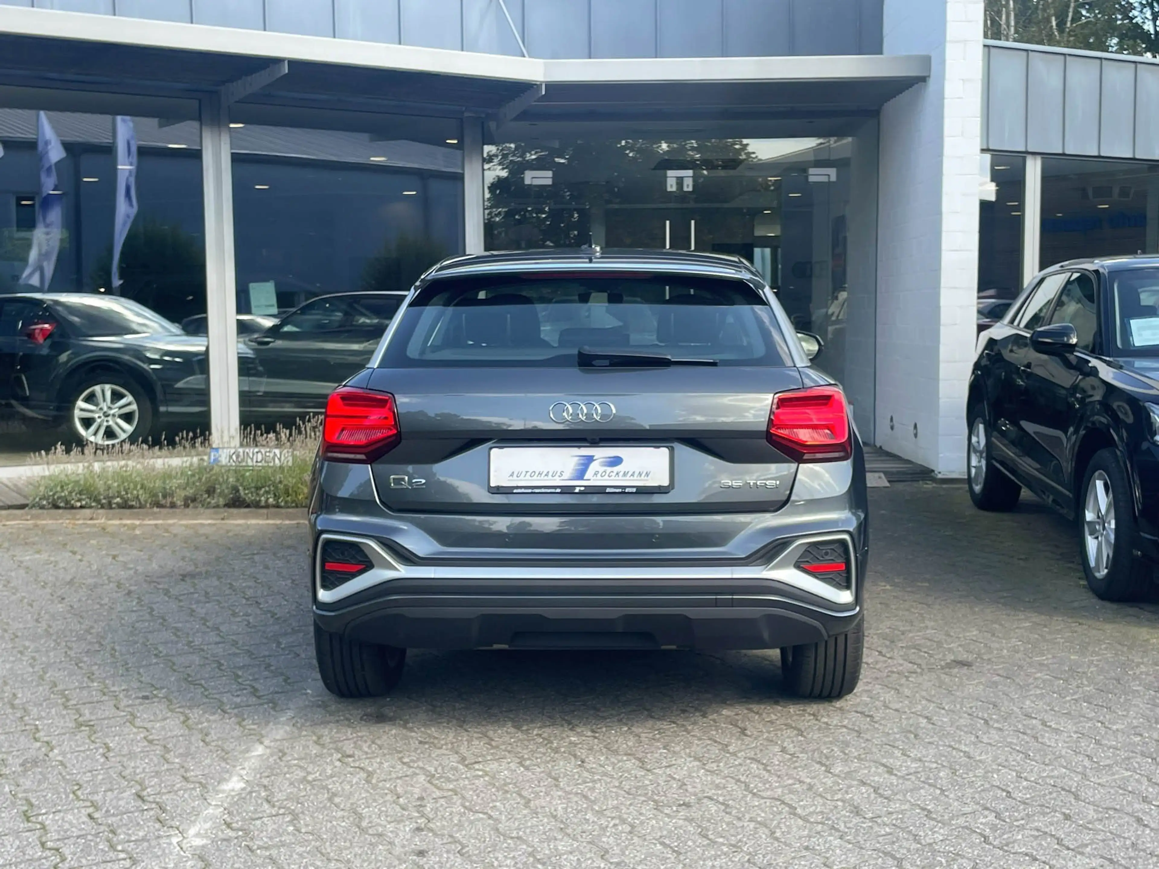 Audi Q2 35 TFSI S line Aut. CarPlay Kamera el.Heckk Matr — photo 6