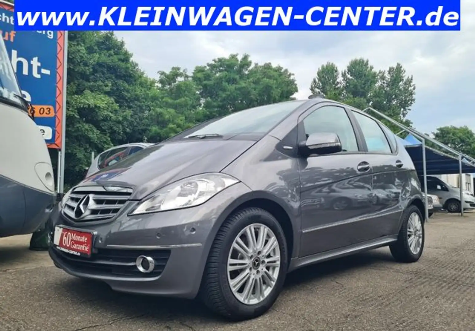 Mercedes-Benz A 180 ELEGANCE Autom/Klima/PDC/SH/Bluetooth Grijs - 1