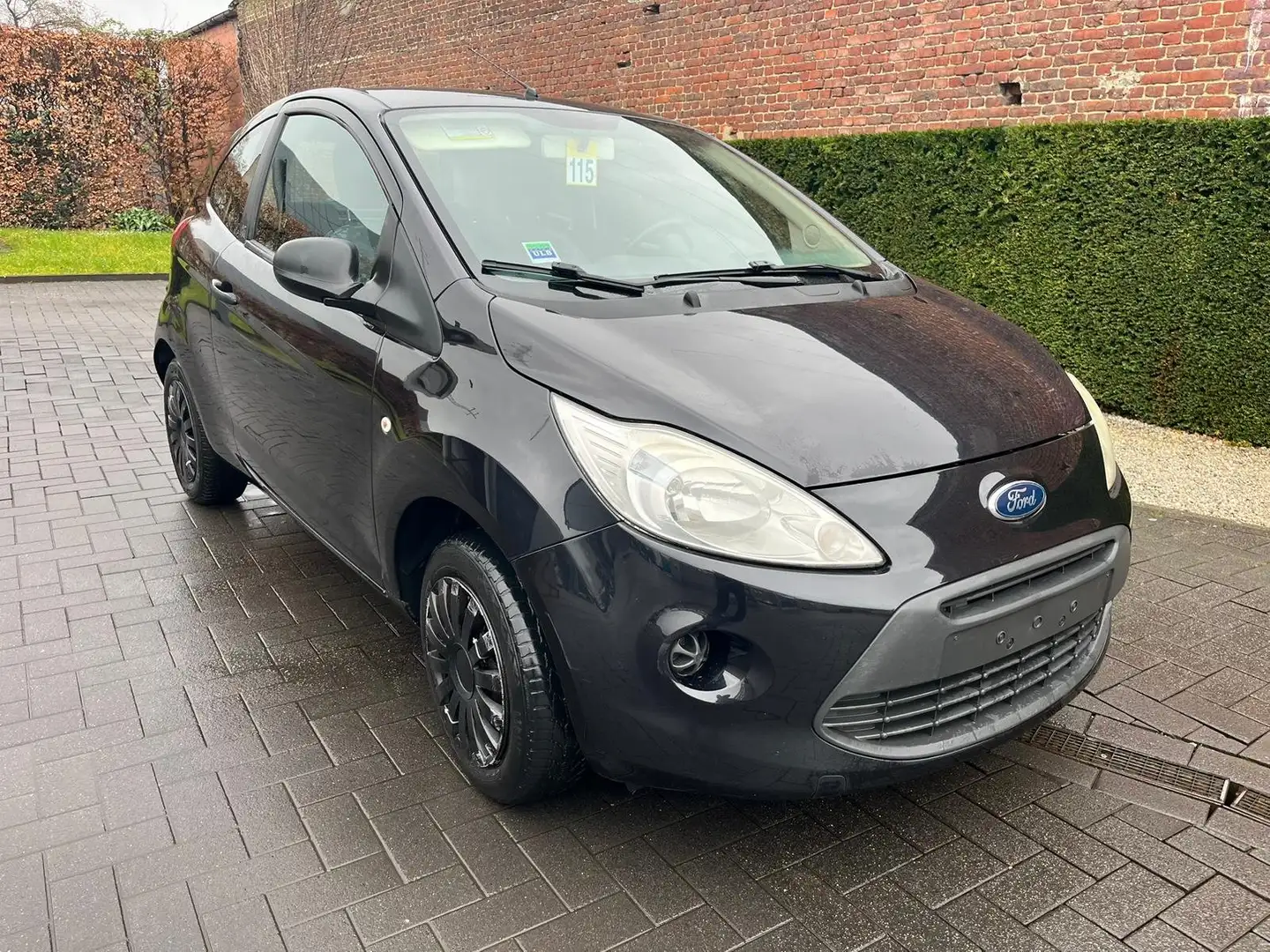 Ford Ka/Ka+ 1.2i Ambiente Start/Stop GARANTIE 12 MOIS/MAANDEN Black - 2