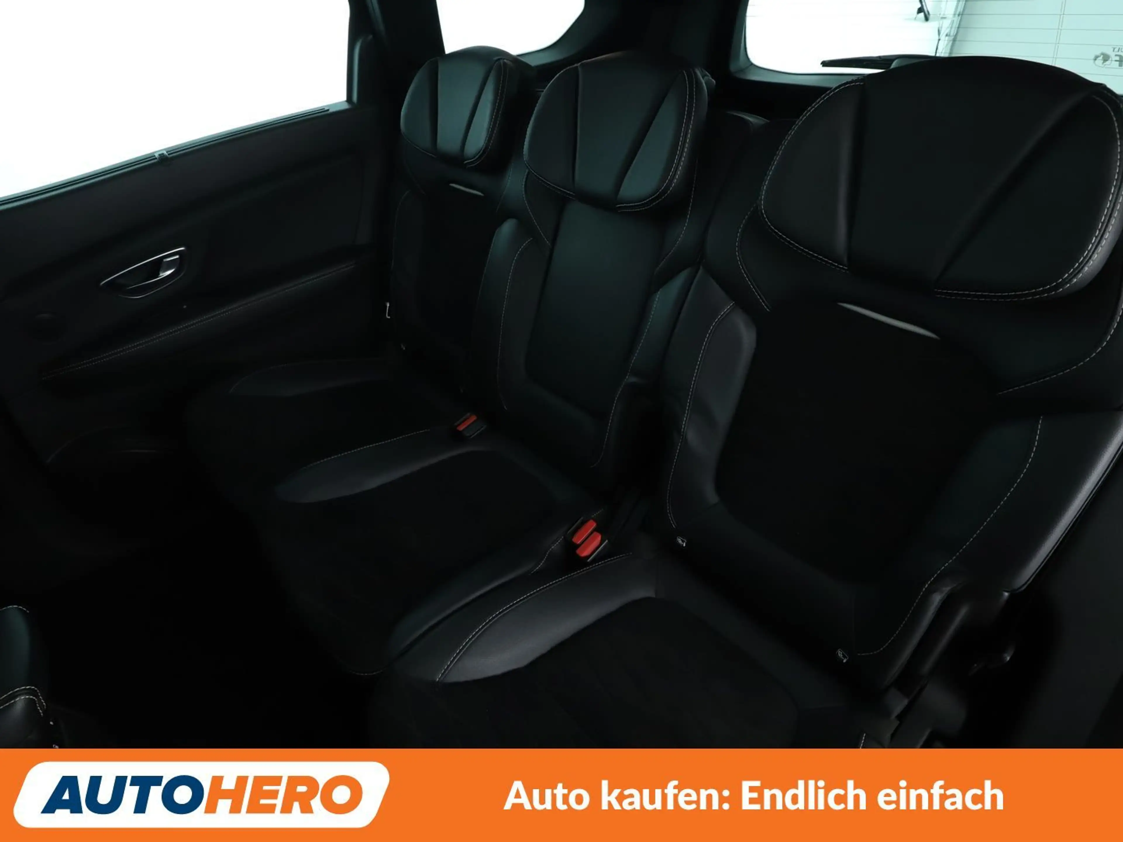 Renault Grand Scenic 1.3 TCe Black Edition Aut.*NAVI*LED*PDC*TEMPO* — photo 14