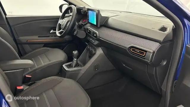 Dacia Sandero view 15