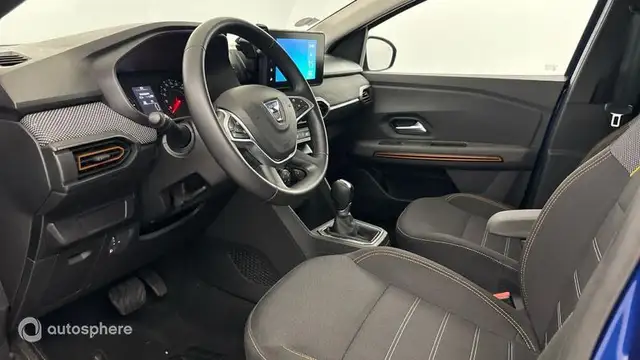 Dacia Sandero view 12