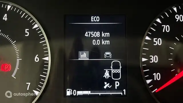 Dacia Sandero view 9