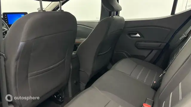 Dacia Sandero view 13