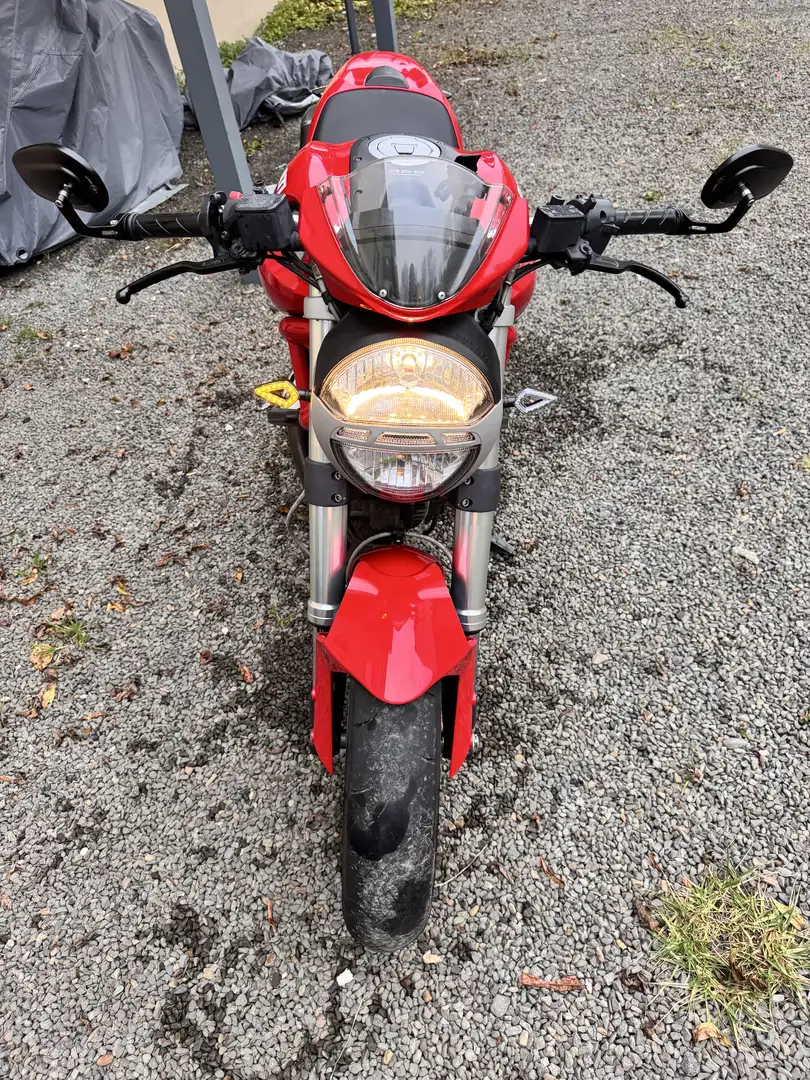 Ducati Monster 696 Roşu - 1