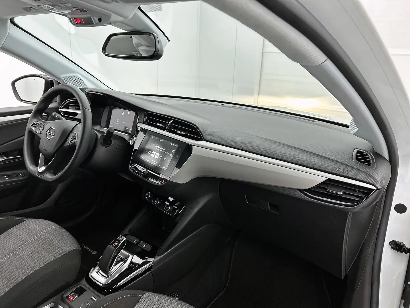 Opel Corsa-e Edition 100KW / 50 kWh 100% Elektrisch, 100% Stijl Wit - 2