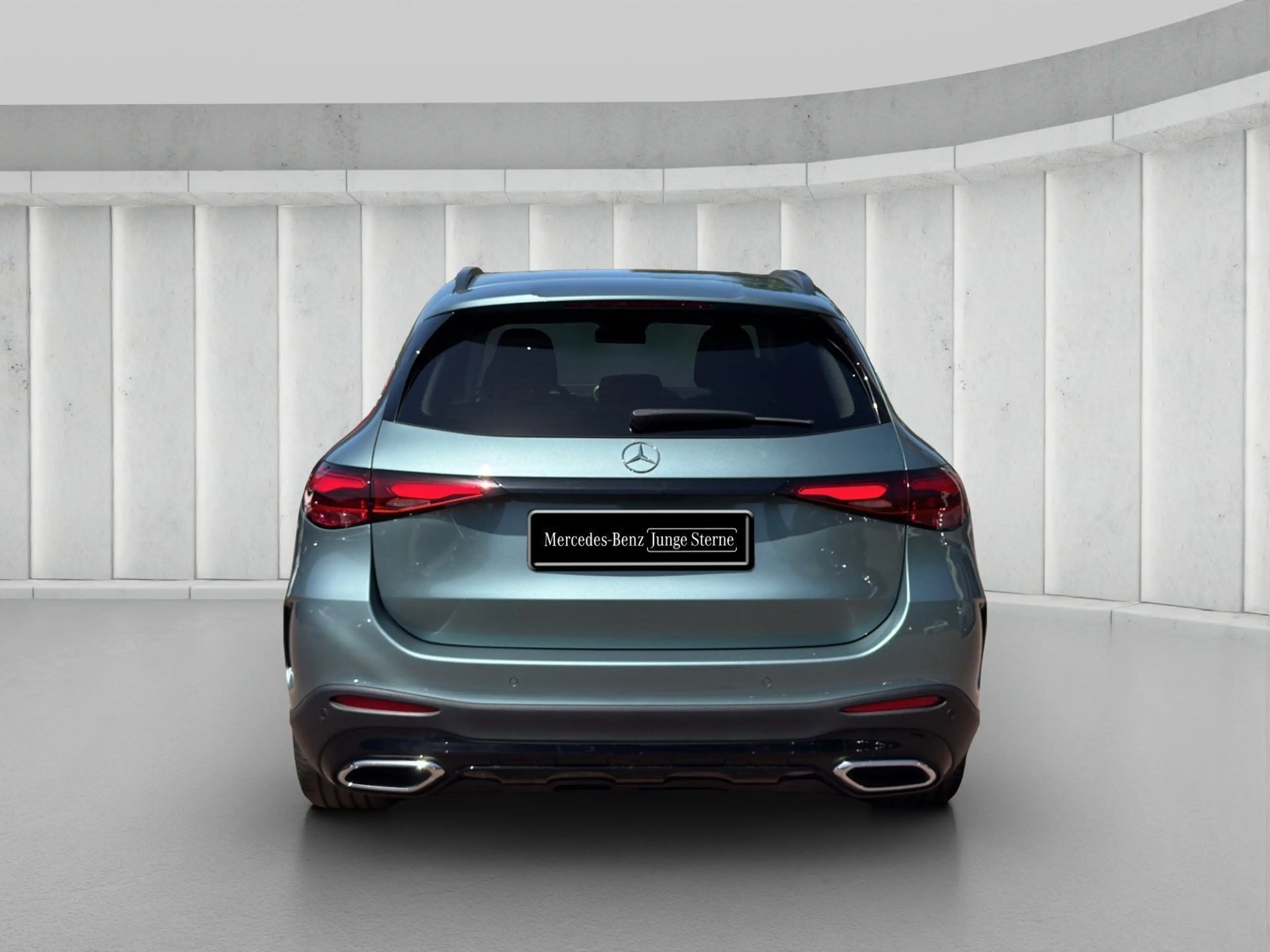 Mercedes-Benz GLC 300 d Edition AMG Panorama BUR AHK DIS 20" — photo 4