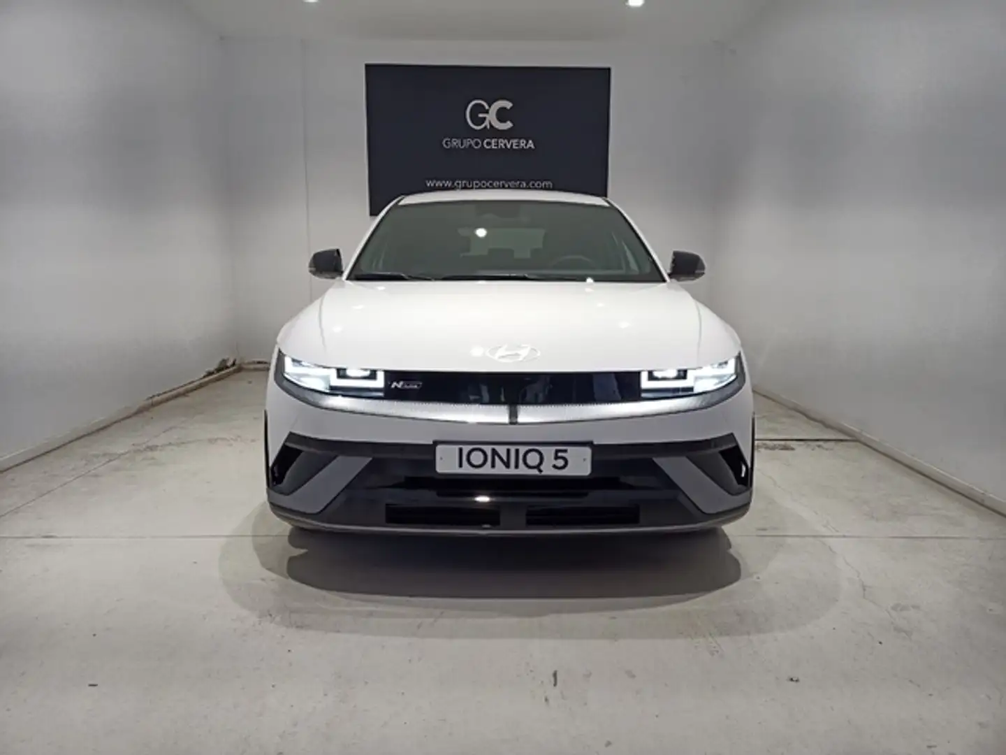 Hyundai IONIQ 5 84kWh N-line RWD 168kW Bílá - 2