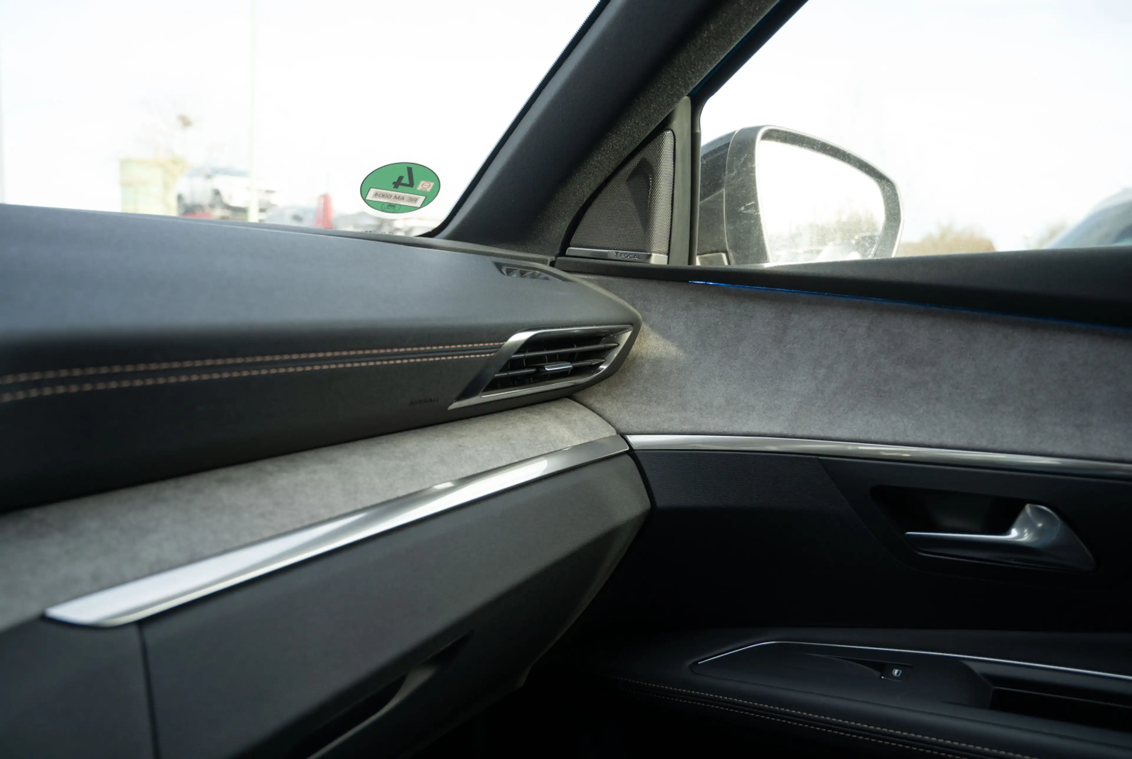 Peugeot 3008 GT 1.2 PureTech 130 EAT8 *ELEKT. HECKKLAPPE*360° KAMERA* — photo 13