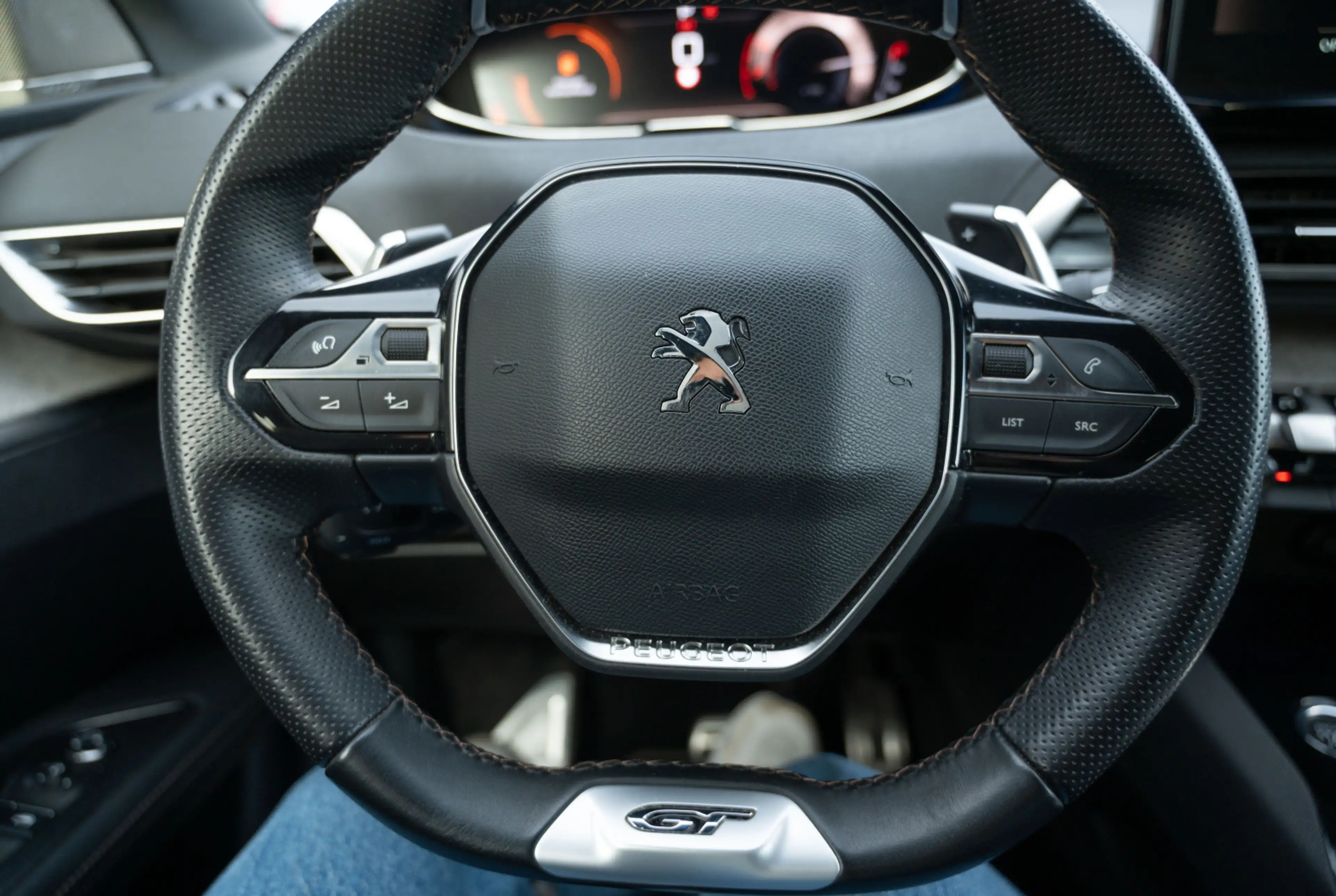 Peugeot 3008 GT 1.2 PureTech 130 EAT8 *ELEKT. HECKKLAPPE*360° KAMERA* — photo 15