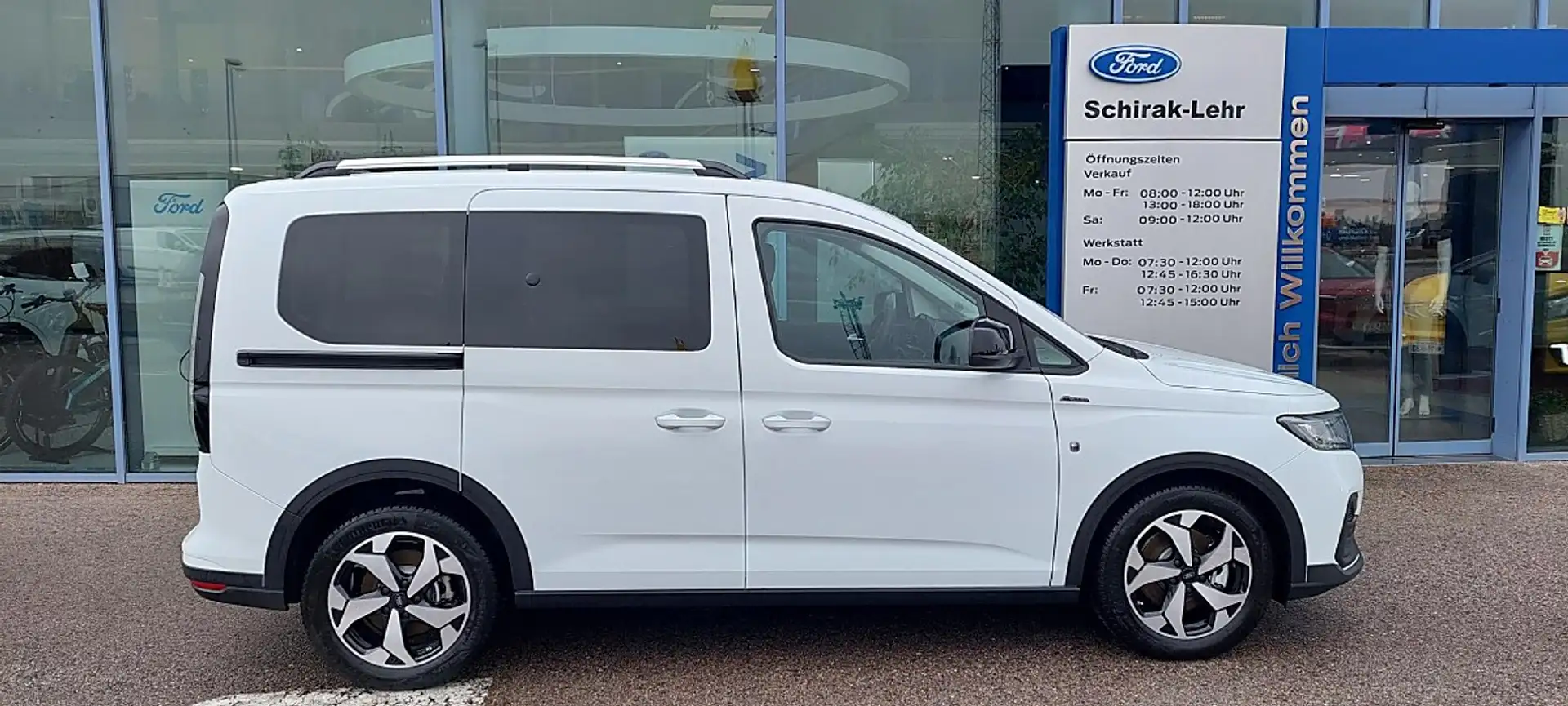 Ford Tourneo Connect 1,5 EcoBoost PHEV L1 Active Weiß - 2