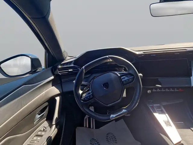 Peugeot 308 view 13