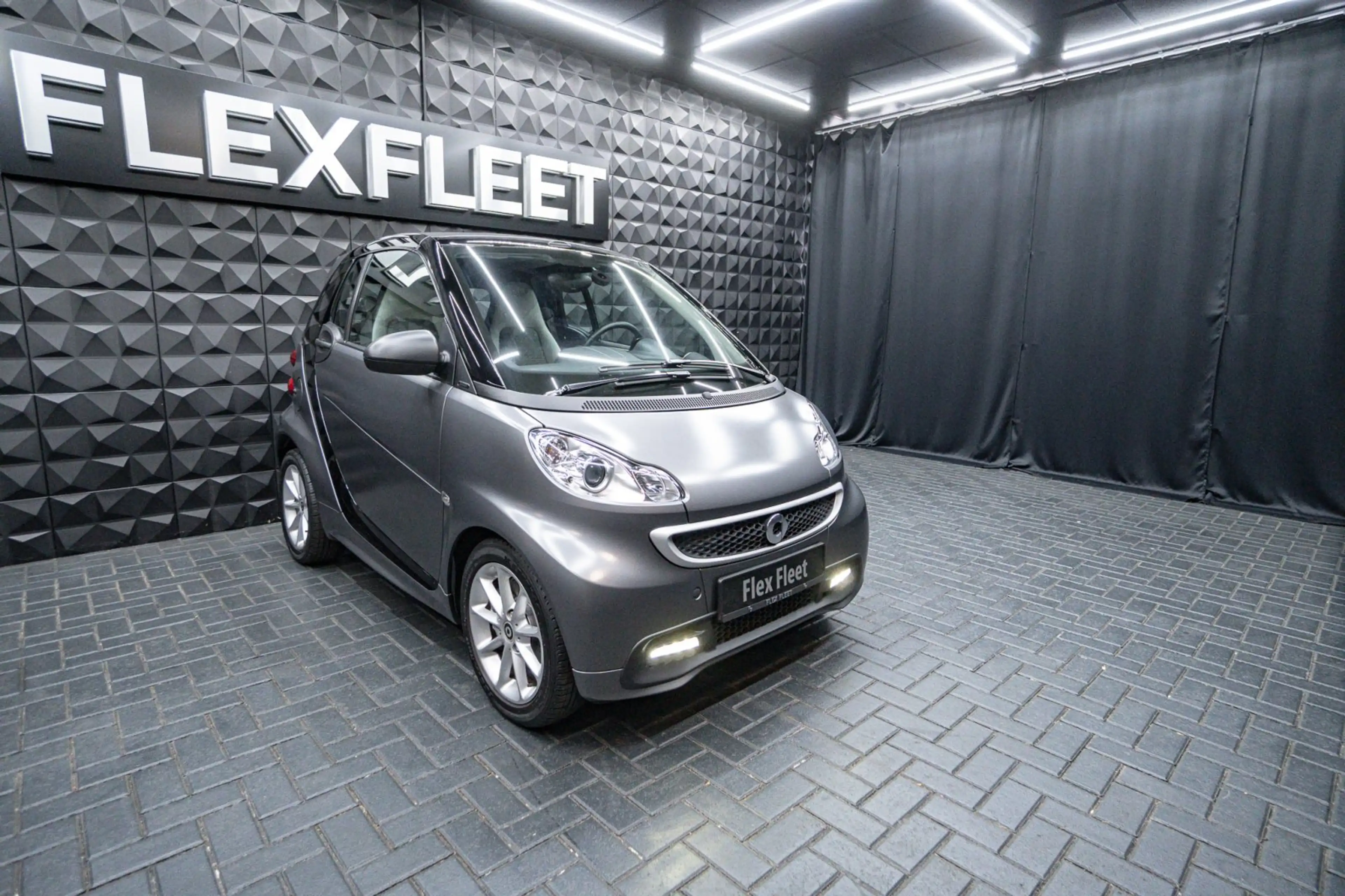 smart forTwo Cabrio Servo Klima shz Leder passion — photo 2