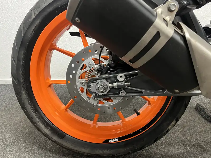 KTM 390 Duke - foto 6
