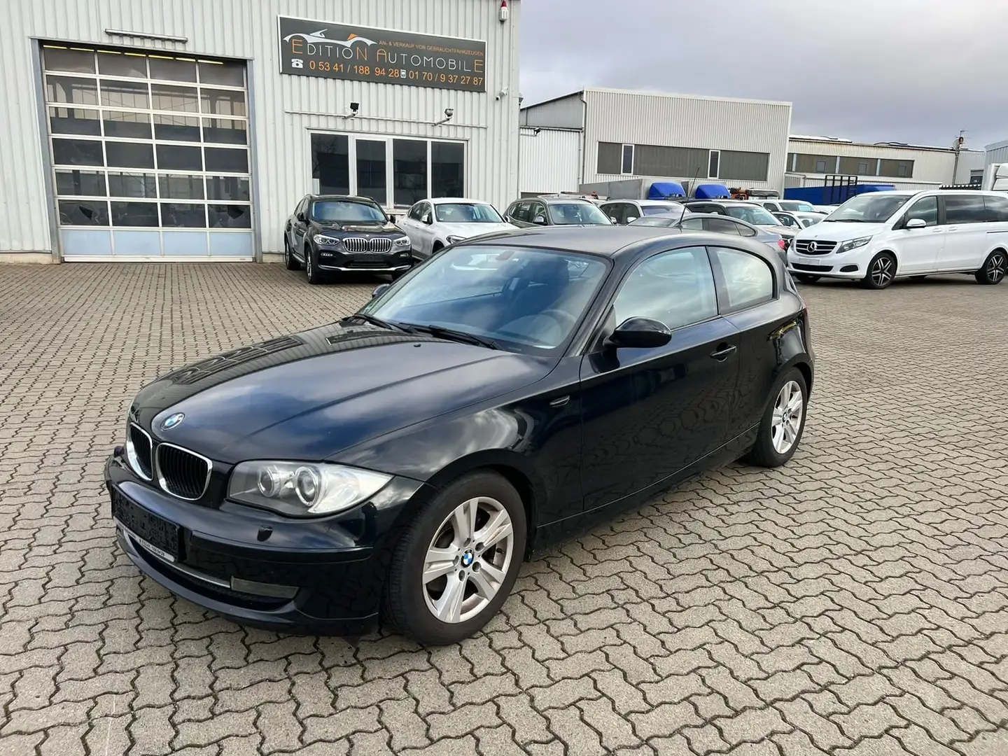 BMW 120 i-XENON-KLIMA-SPORTSITZE Noir - 1