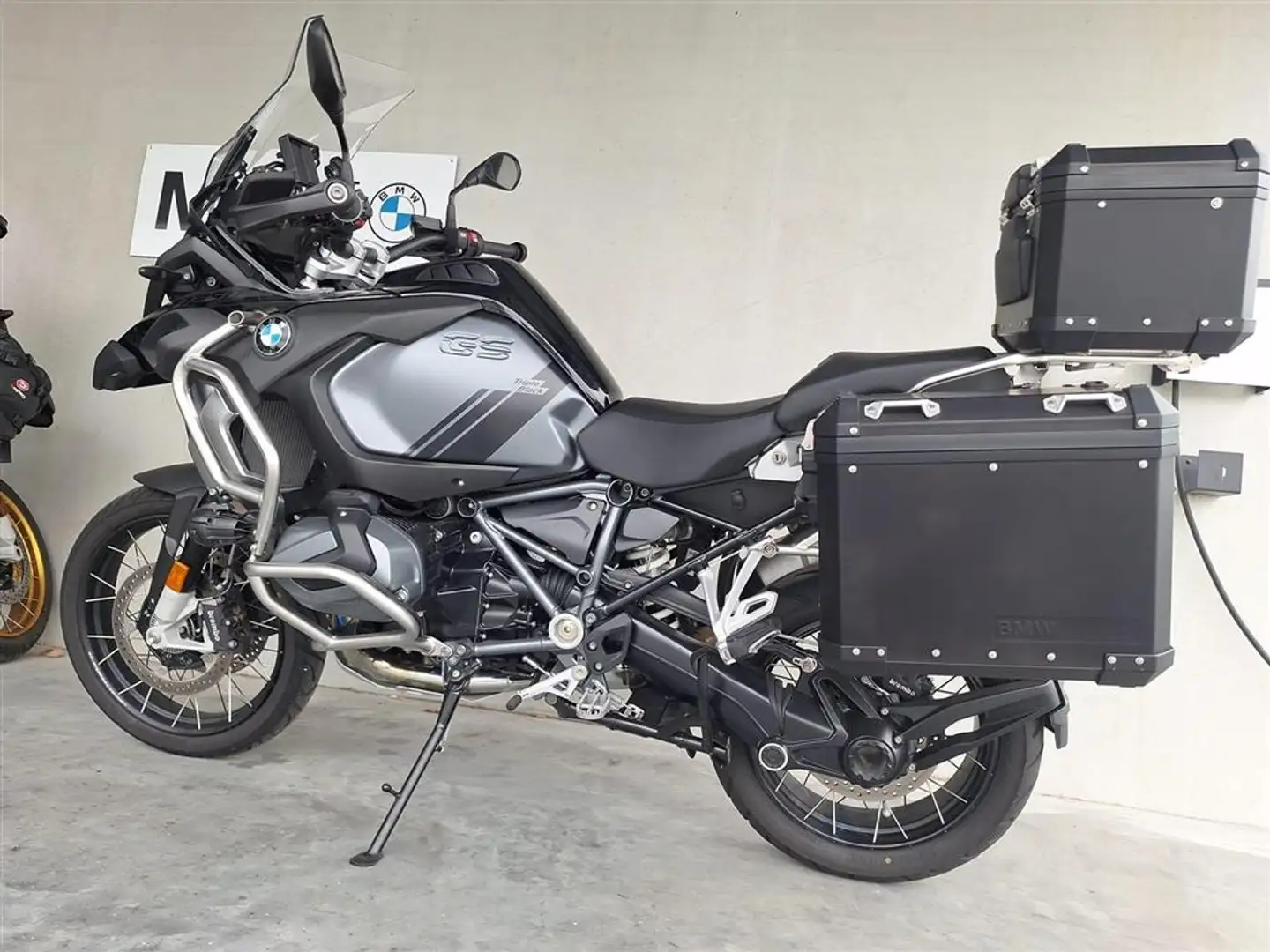 BMW R 1250 GS Adventure 0 Zwart - 2