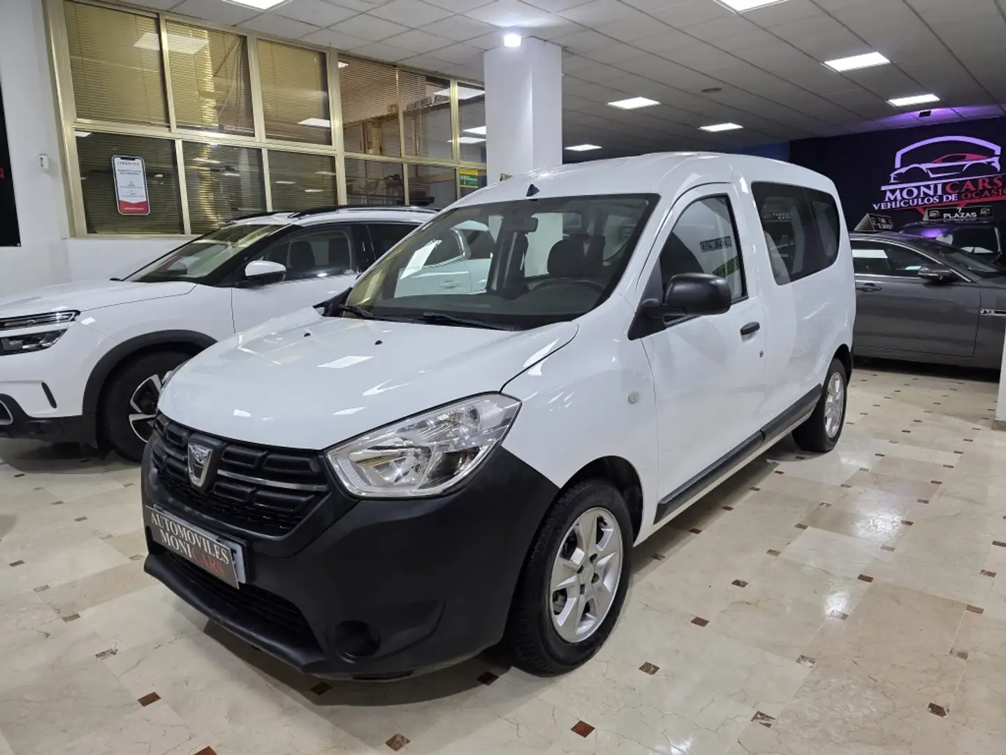 Dacia Dokker 1.5Blue dCi Essential 70kW Weiß - 1