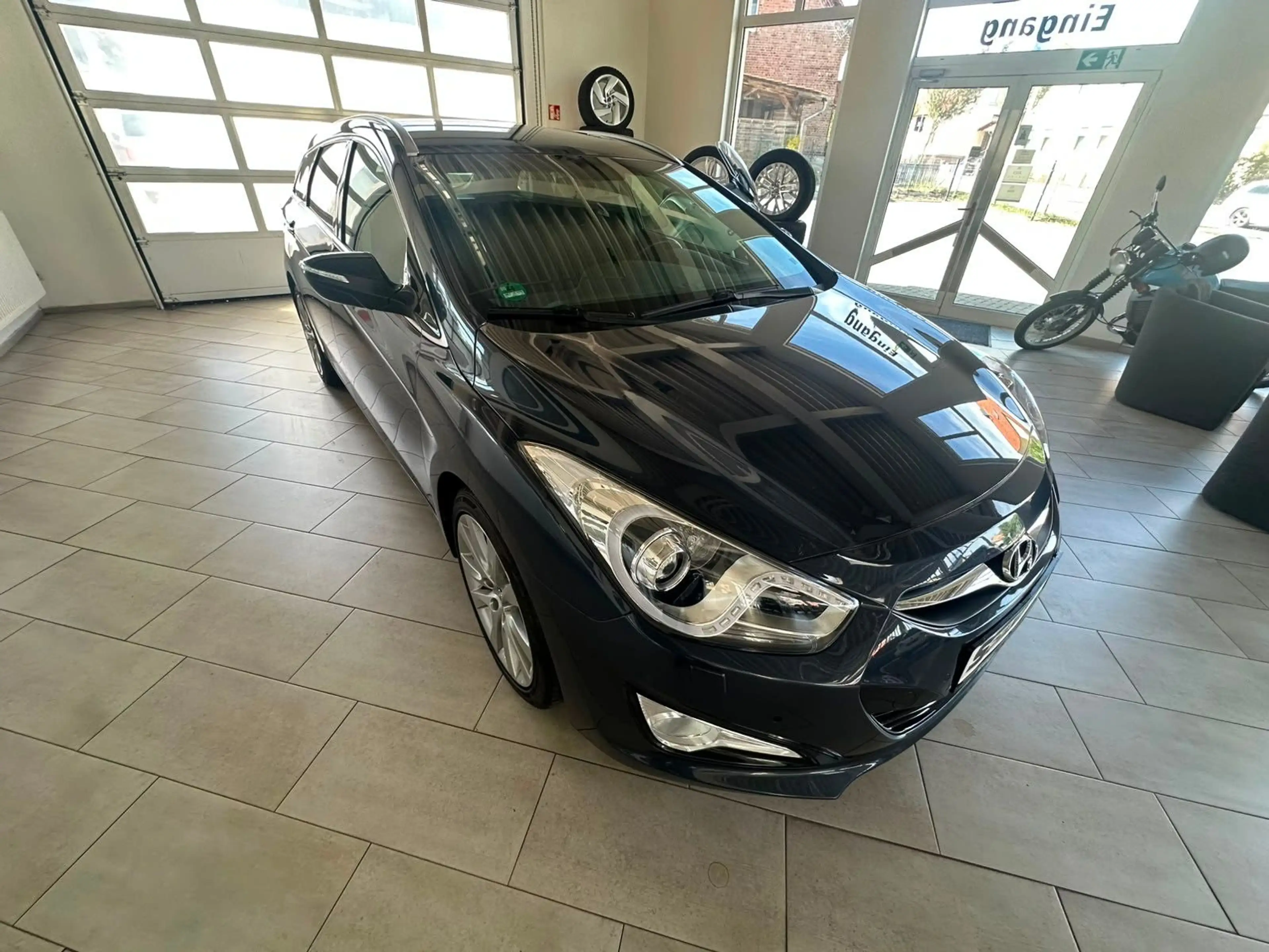 Hyundai i40 cw FIFA World Cup Edition — photo 9