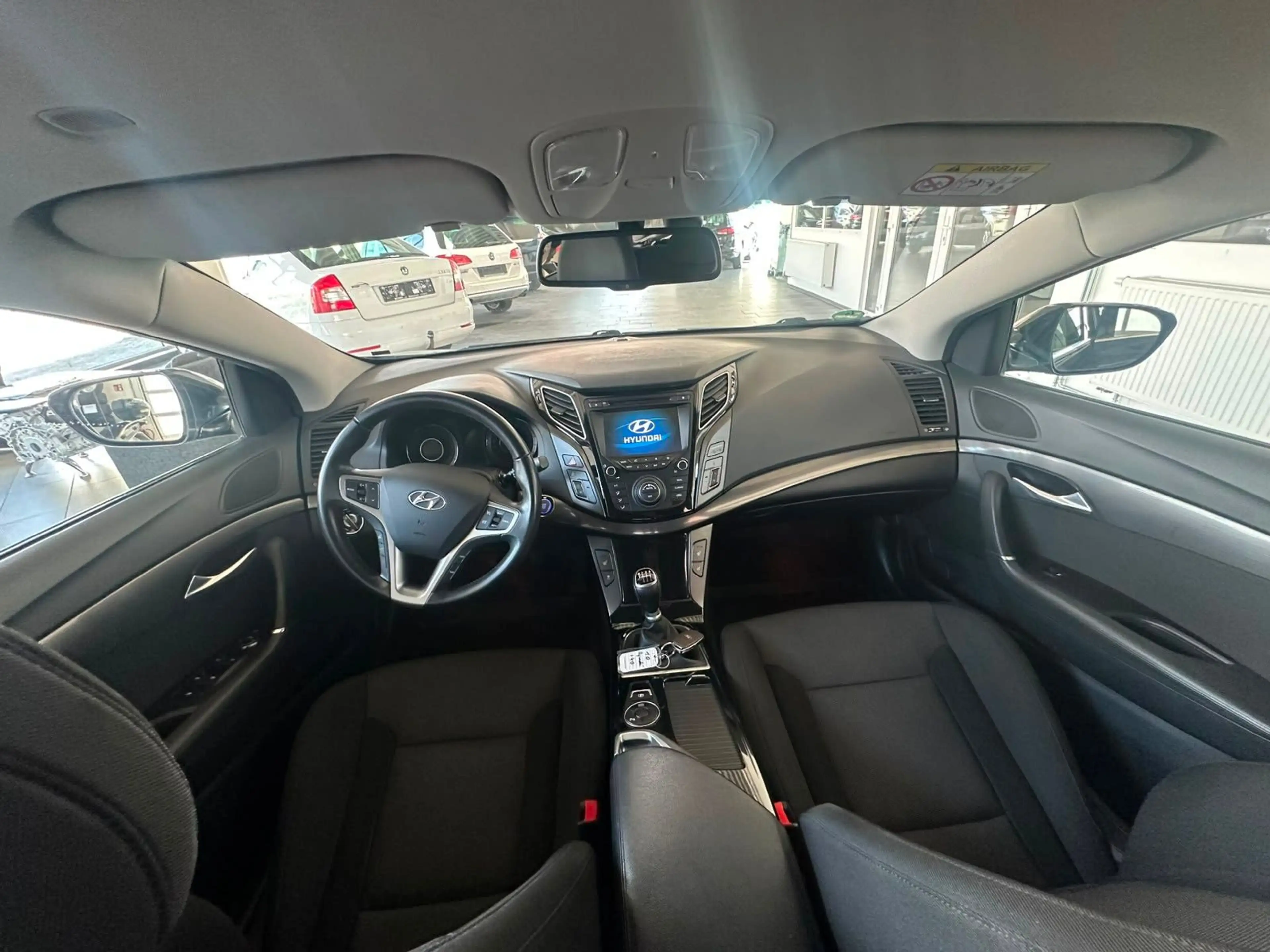 Hyundai i40 cw FIFA World Cup Edition — photo 13
