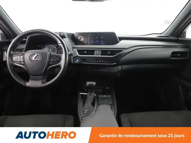 Lexus UX view 12