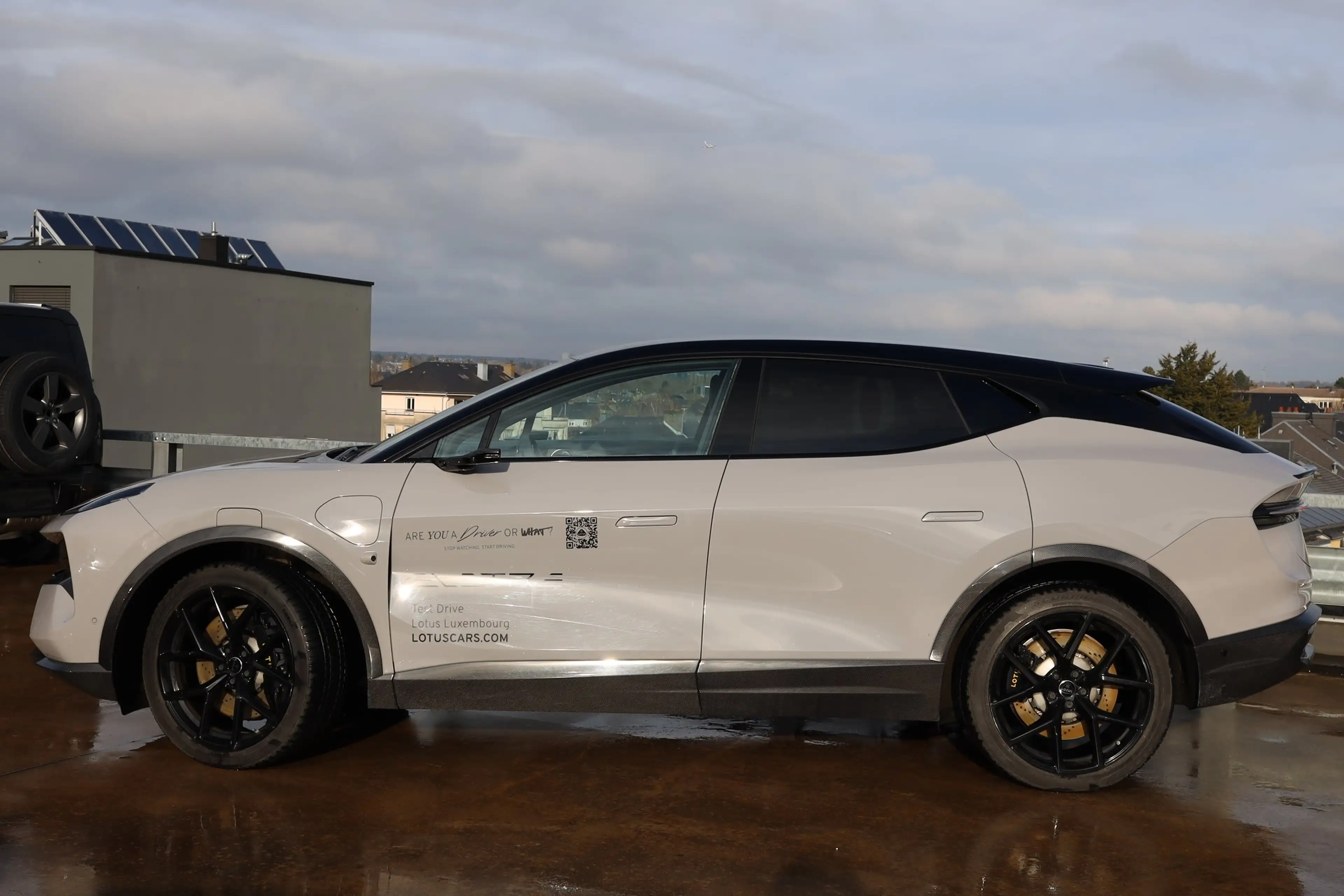 Lotus Eletre S — photo 4