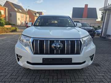 Land Cruiser 2.8 D-4D Style A/T