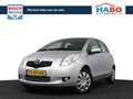 Toyota Yaris 1.3 16V VVT-I SOL 5DRS AC/CV+AB/ELEK.RAMEN/MIST.LA Gris - thumbnail 1