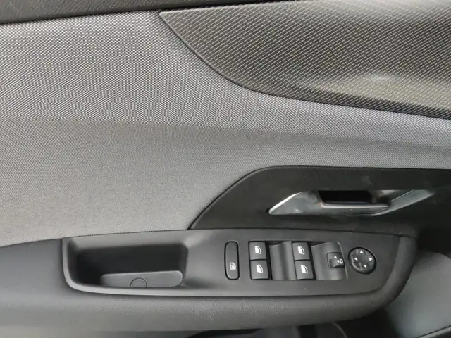 Opel Mokka view 12