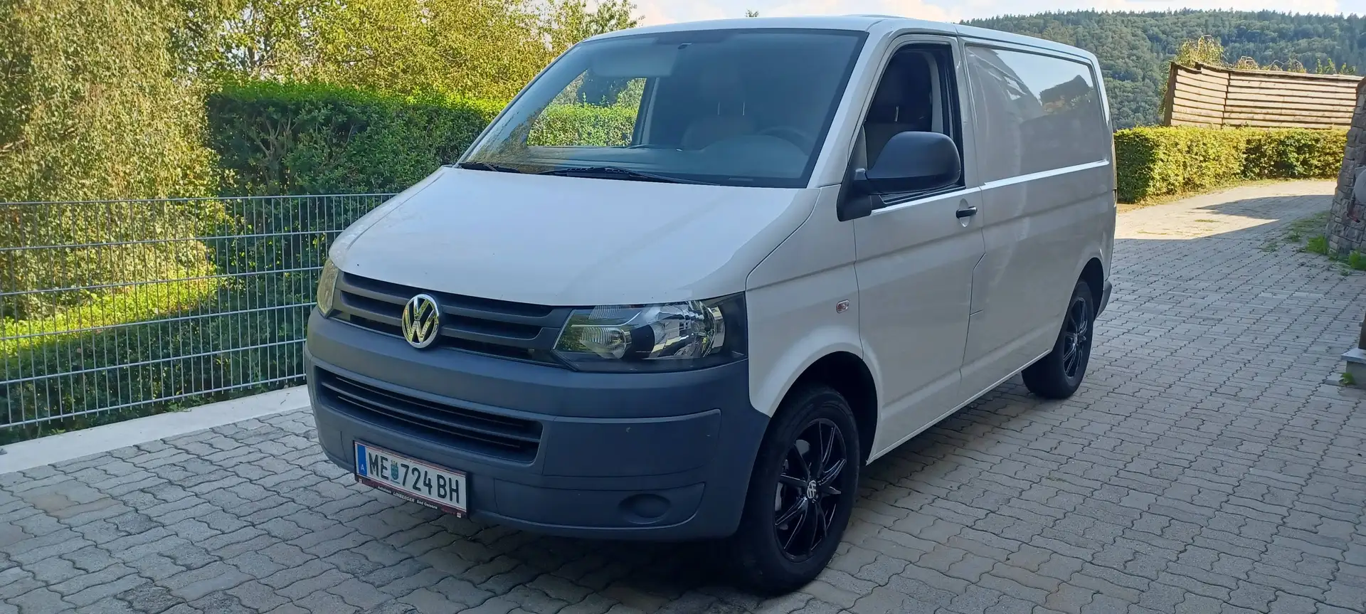 Volkswagen T5 Weiß - 1