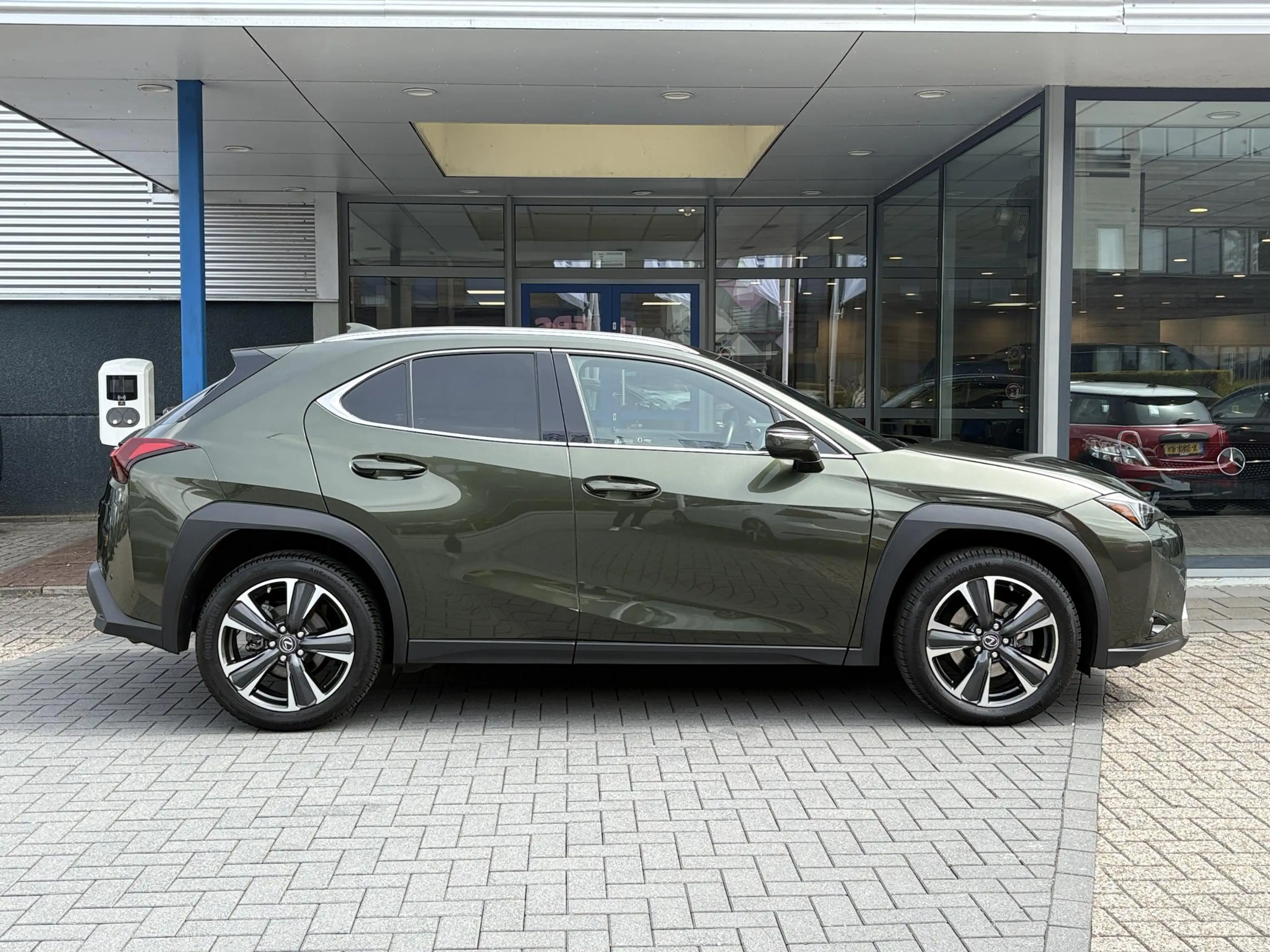 Lexus UX 250h Preference Line | 184pk | Stoel- & Stuurverwarming — photo 4