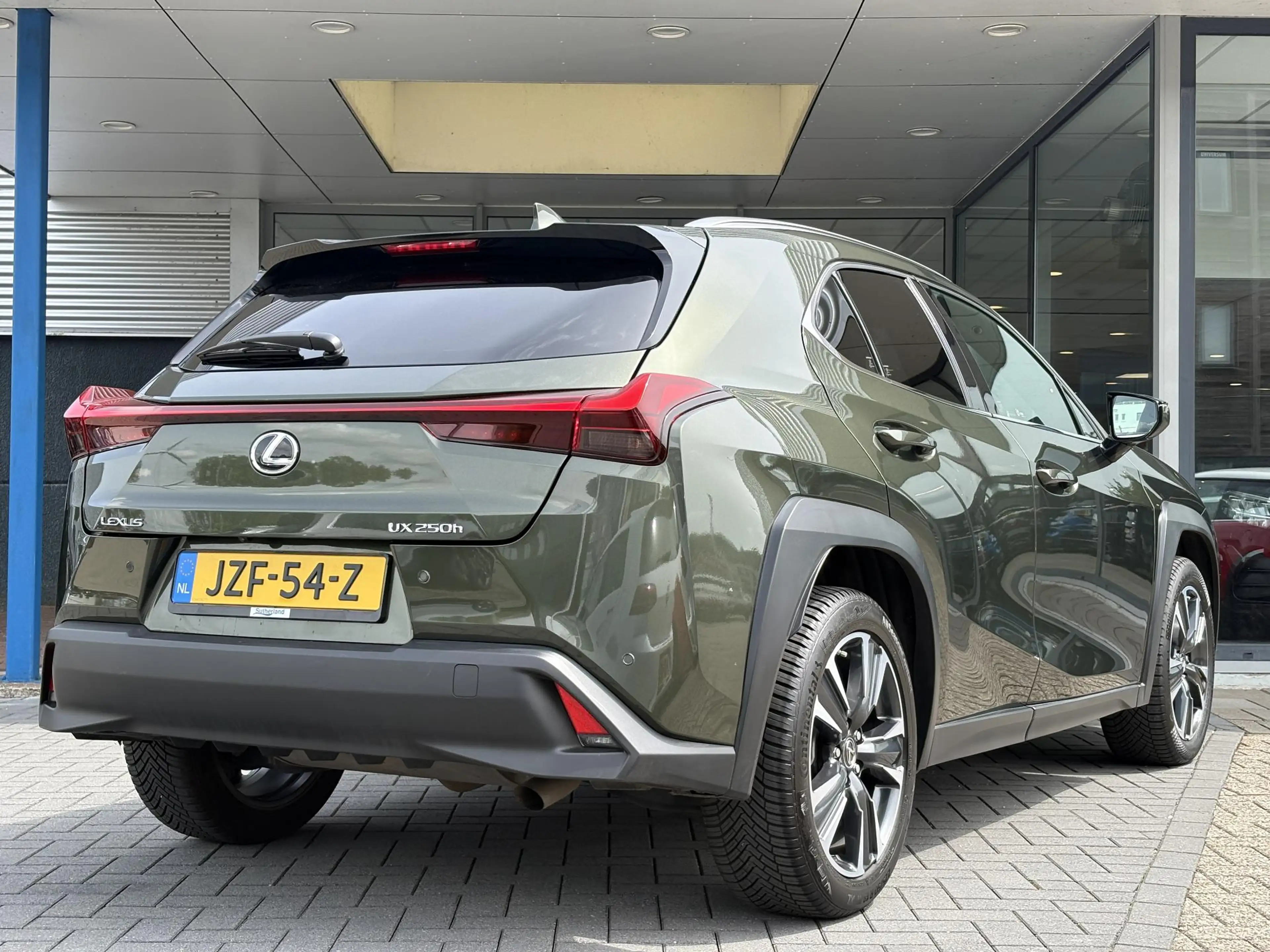 Lexus UX 250h Preference Line | 184pk | Stoel- & Stuurverwarming — photo 9
