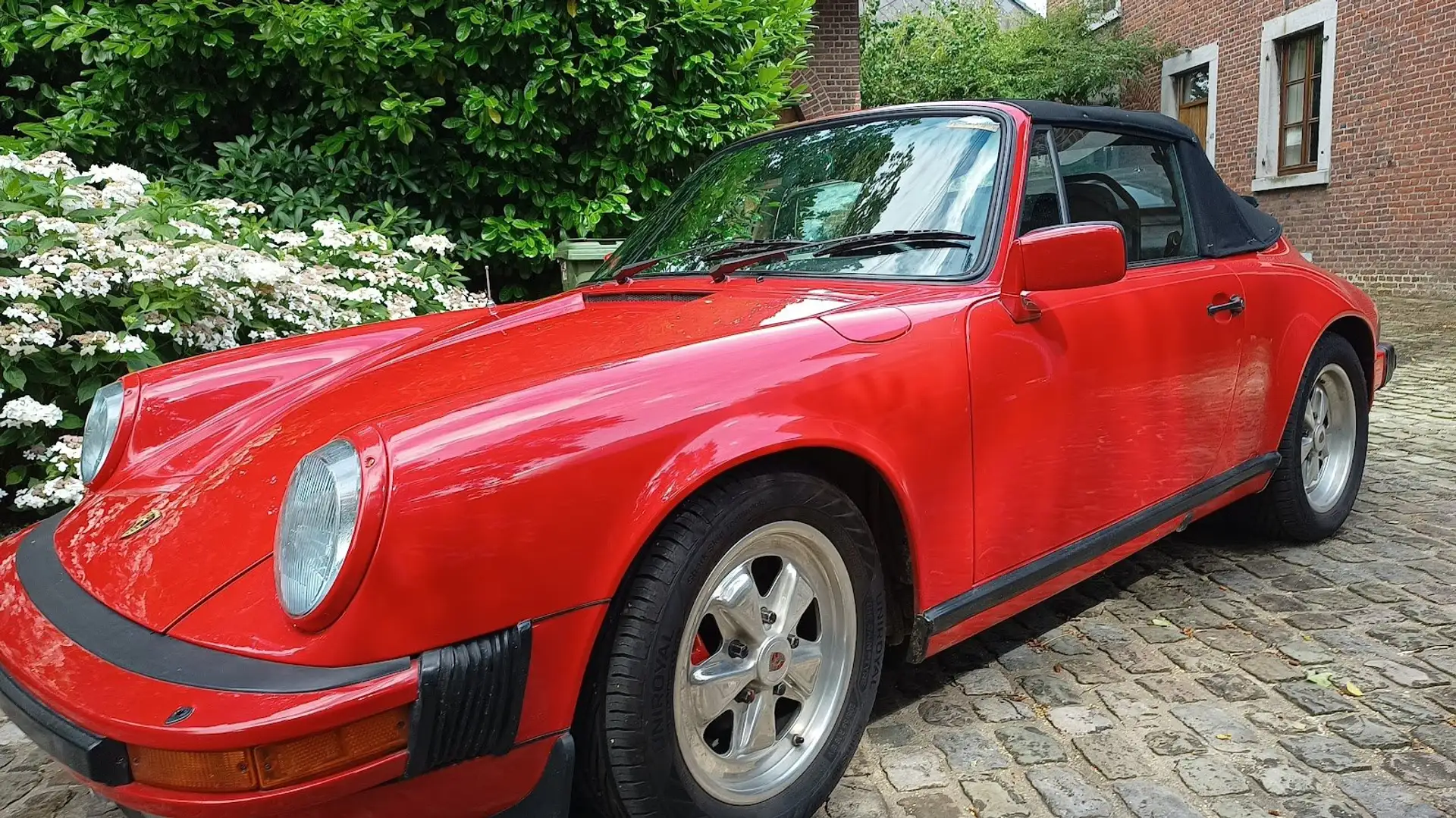 Oldtimer Porsche 911 Rot - 1