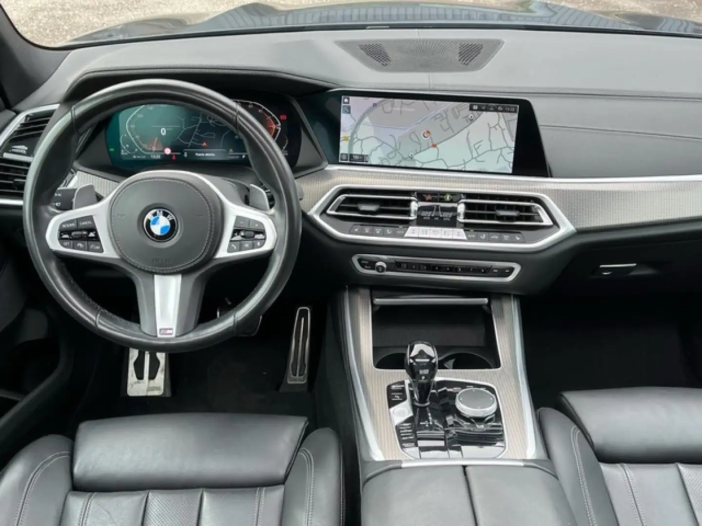 BMW X5 xDrive 30dA Grau - 2